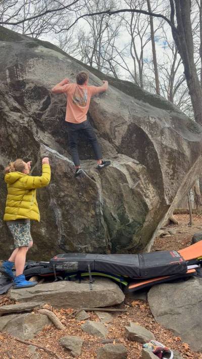 Helicopter Sit v5, Rumbling Bald - Beta Video from griffin.climbs