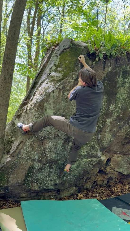 Spring Loaded v4, New River Gorge - Beta Video from spooky.sends