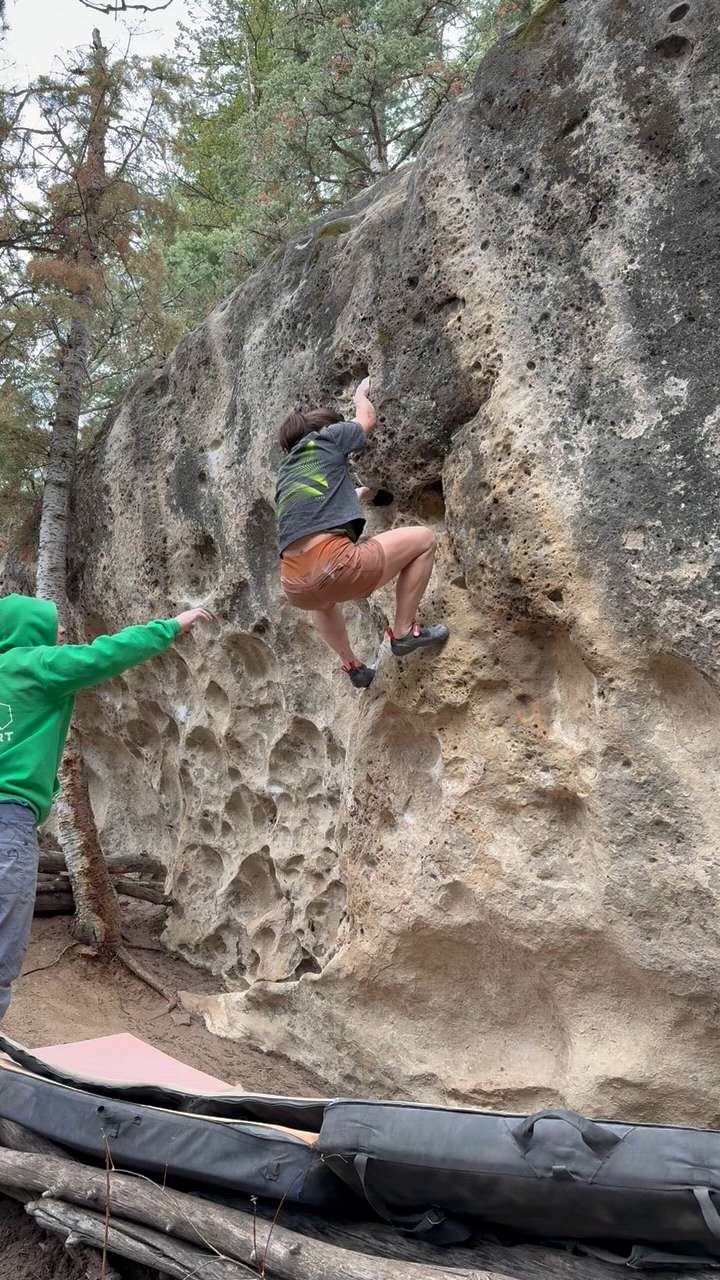 Milkstache v4 - Dairy Canyon, Joe's Valley Bouldering - Watch Beta Videos