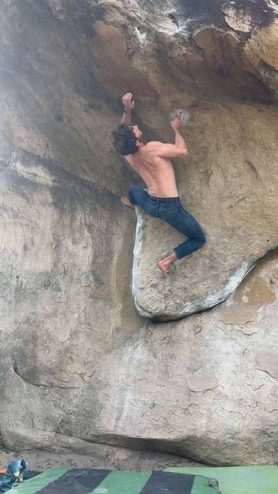 Le Toit Du Cul De Chien v6, Fontainebleau - Beta Video from Orebic