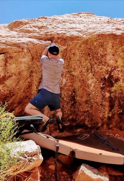 Cocaine Triceps v4, Red Rock - Beta Video from mallekai