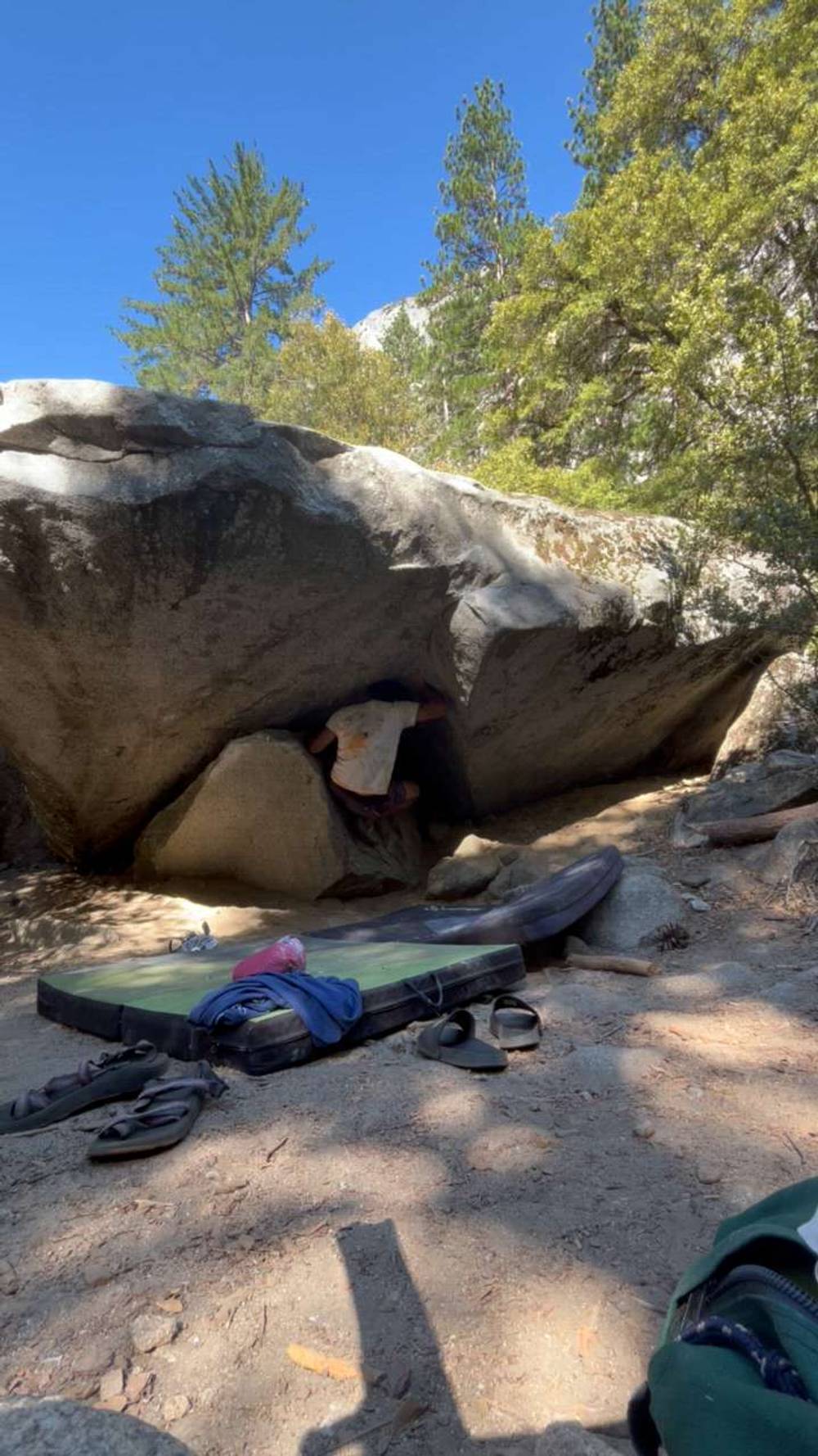 Chapman Overhang v1, Yosemite Valley - Beta Video from Antonio_Donohue