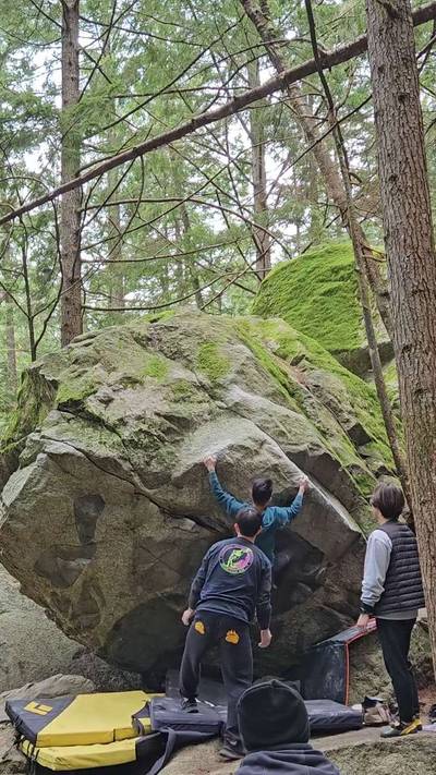 Tim's Sloper Problem v5, Squamish - Beta Video from Liam.grip.holds