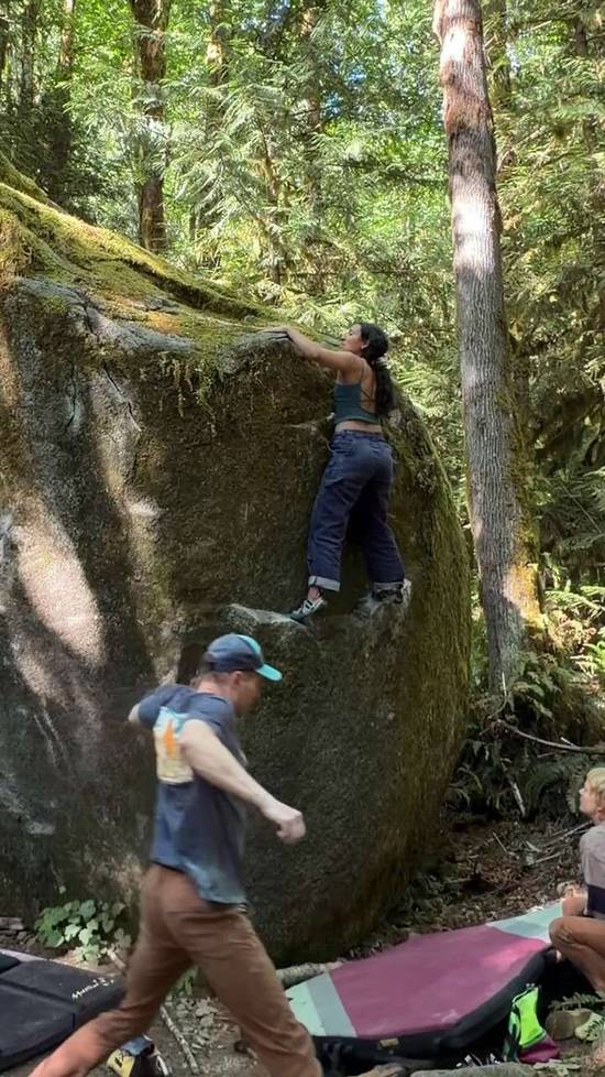 Right Arete (Midnite) v3, Index - Beta Video from egglisabeth