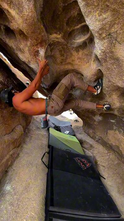 Caveman v7, Joshua Tree - Beta Video from bolivianmamba