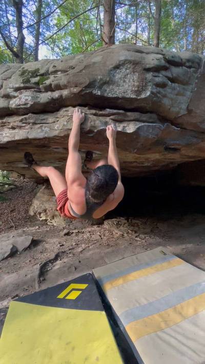 Jumping the Gun v7, New River Gorge - Beta Video from MaryChristine