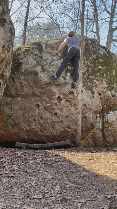 Dejection v3, Hospital Boulders - Beta Video from brew_boulders
