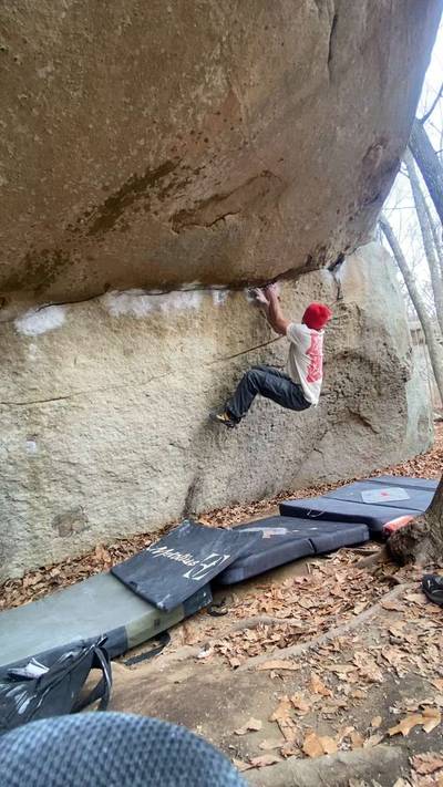 Midway v7, Stone Fort - Beta Video from climbsbynikaleb