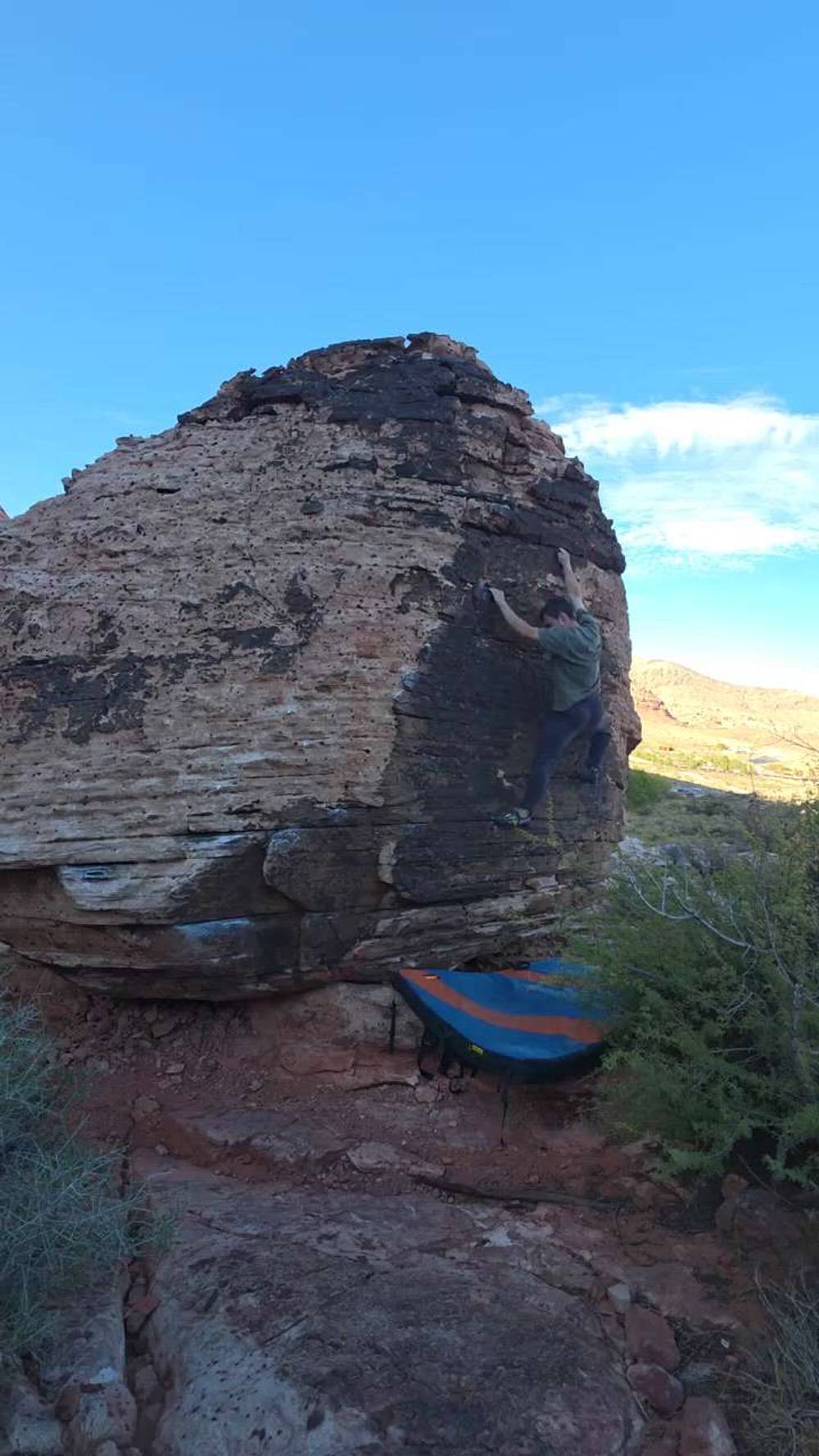 Bugs Bunny - Center v1, Red Rock - Beta Video from TinyDynos