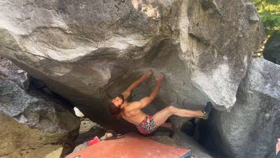 Tatonka v9, Squamish - Beta Video from MossySendTrain