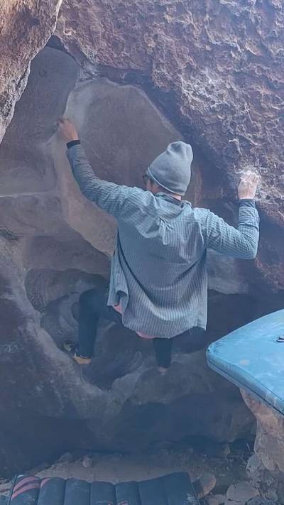 Lobster Claw v5, Hueco Tanks - Beta Video from Herb_Sends