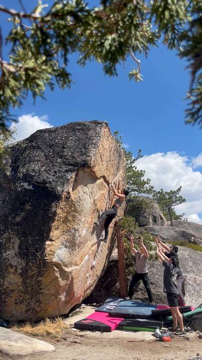 Gold as the Sky v5, Lake Tahoe - Beta Video from kt.climbs