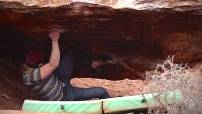 Gravity Breach v7, Moe's Valley - Beta Video from sdgrasz