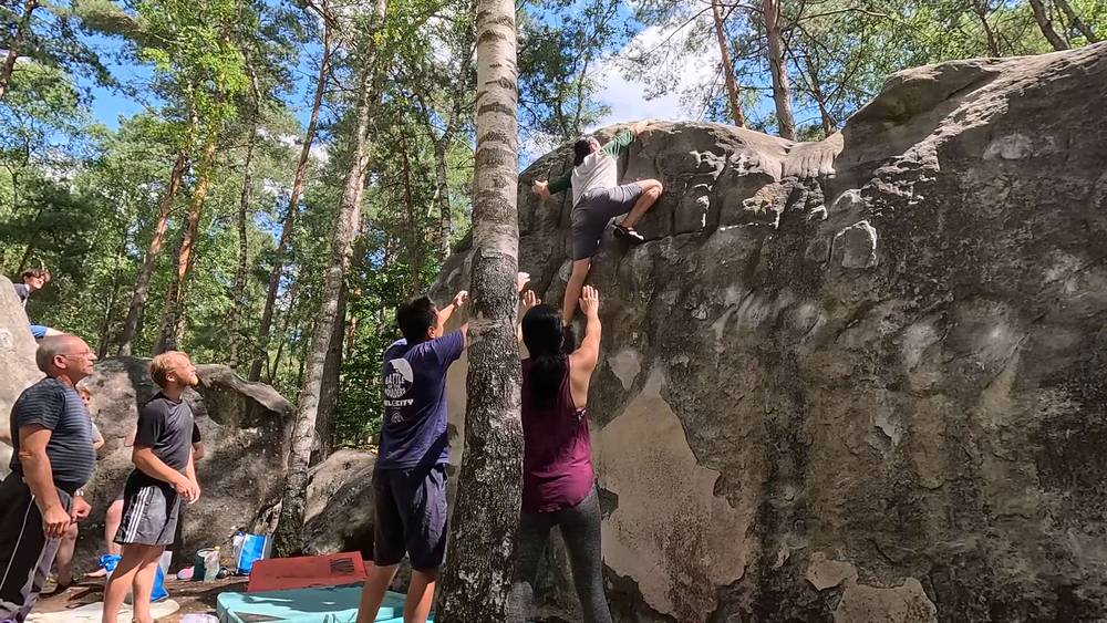 La Moule v1, Fontainebleau - Beta Video from crimpCurious