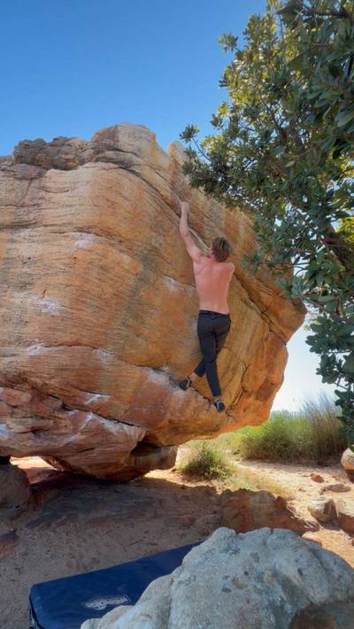 Coal chamber v4, Rocklands - Beta Video from griffin.climbs