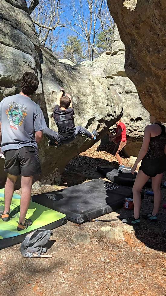 Barr Mantle v3, The Citadel - Beta Video from dirtysouthclimbing