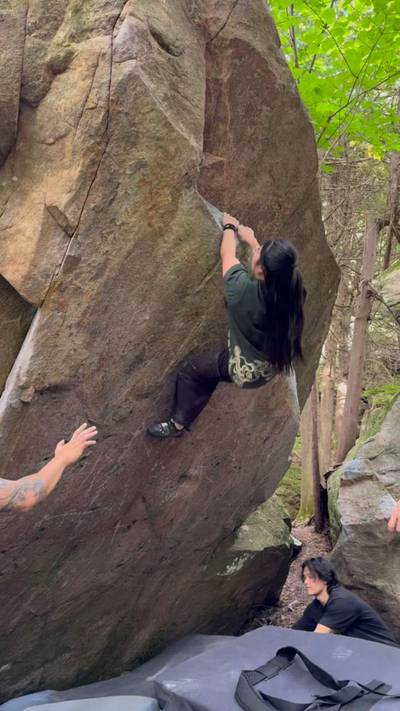 Waterlily v3, Calabogie - Beta Video from magikarpclimbs