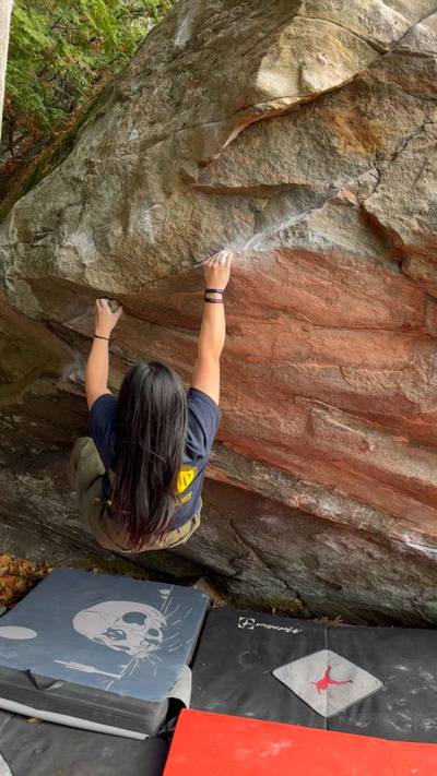 Beautiful Odyssey v3, Calabogie - Beta Video from magikarpclimbs