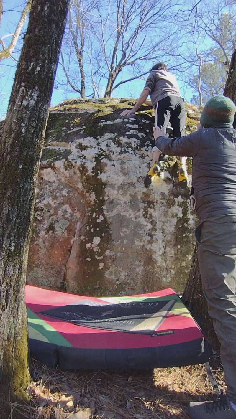 Old Fashioned v5, Hospital Boulders - Beta Video from BrushUrTicks