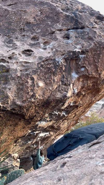 Ghetto Simulator v2, Hueco Tanks - Beta Video from jakenoc.climbs