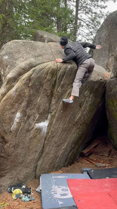 Alcove Right v3, Leavenworth - Beta Video from climb_ryan