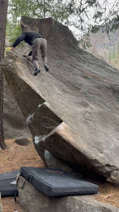 The Rail (Barney's Rubble) v0, Leavenworth - Beta Video from climb_ryan