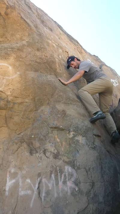 Hillside West Arete v0, Stoney Point - Beta Video from vilardo24