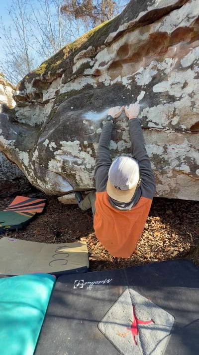 Frosted Flake v5, Hospital Boulders - Beta Video from easher