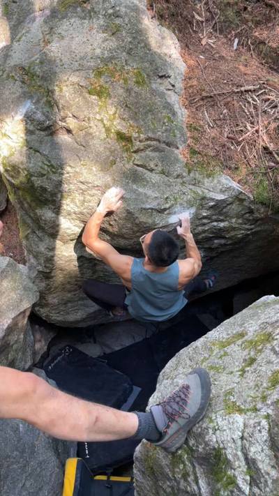 Disdain v10, Squamish - Beta Video from wongboarder