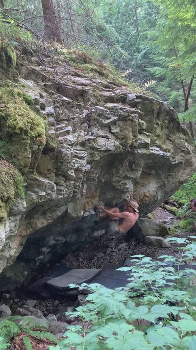 Invincible v10, Squamish - Beta Video from vjosh