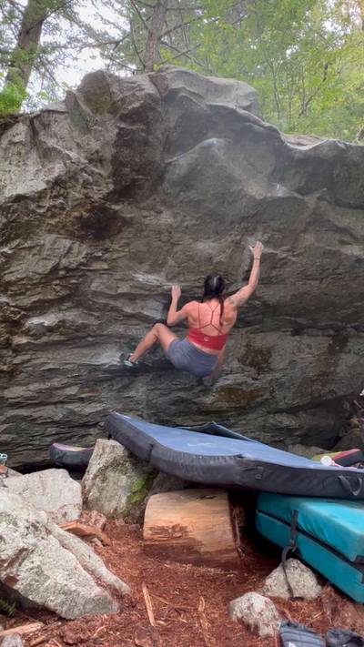 First Come First Serve v6, Squamish - Beta Video from lauramarie43