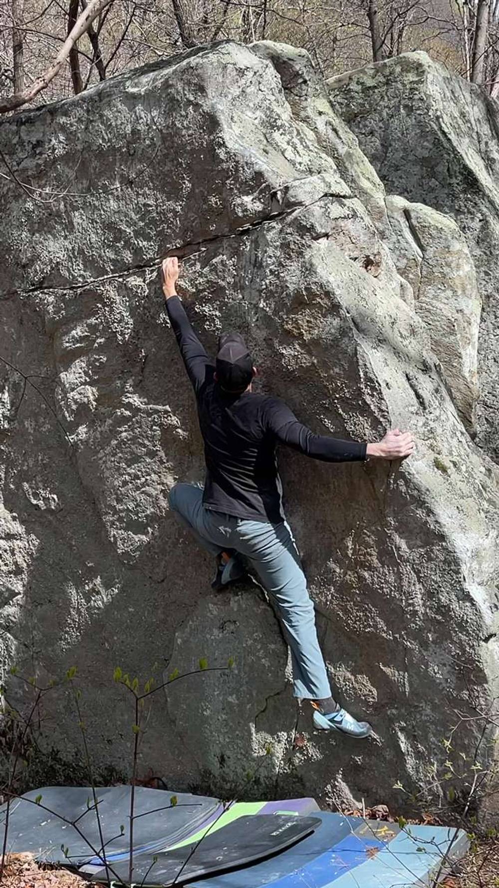 Greyscale Arete Right v1, Lookout Mountain - Beta Video from MarioTheClimber