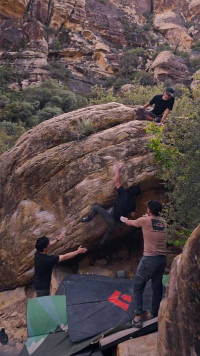 Divergent Spectrum v8, Red Rock - Beta Video from rickyslclimbs