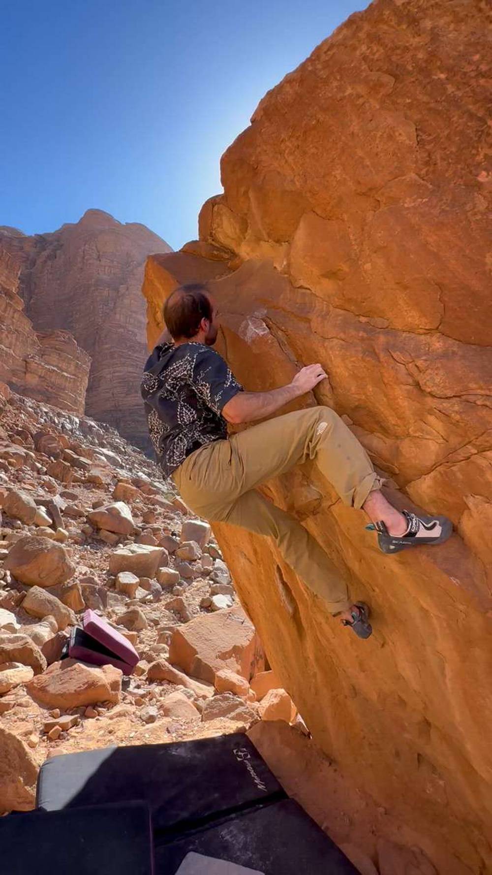 Chicken and Rice v3, Wadi Rum - Beta Video from fuzz95