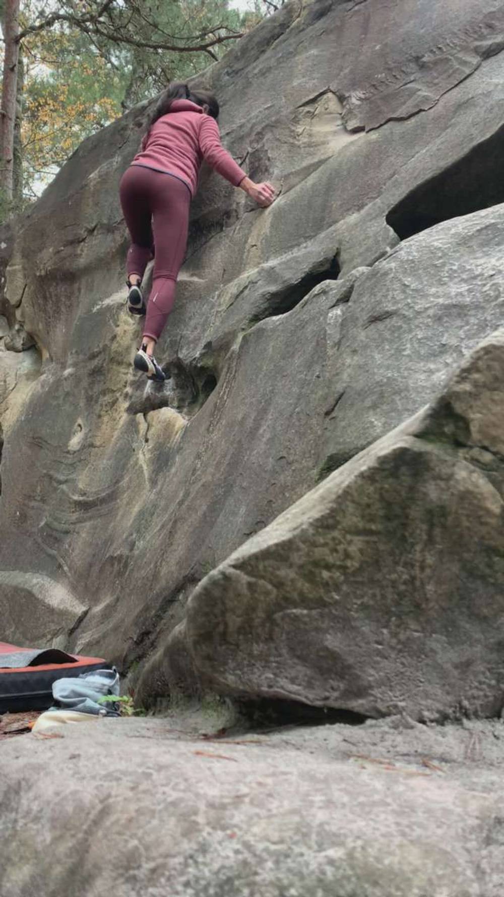 Blue 32 v0, Fontainebleau - Beta Video from chrlauren