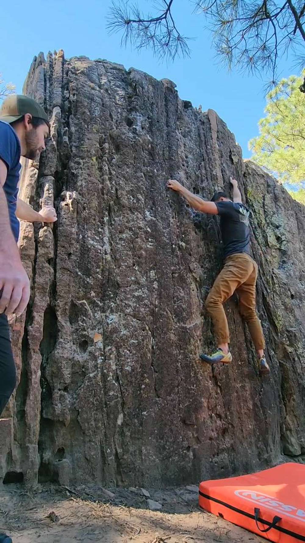 Sugar Cube v1, Roy - Beta Video from LongLegz