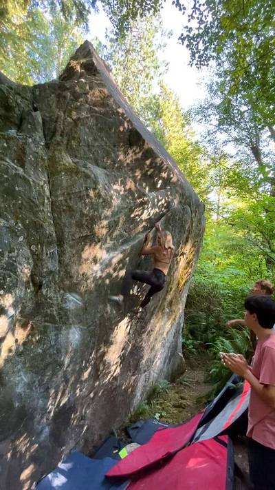 World's Best Boulder Problem v4, Squamish - Beta Video from sarah_christina