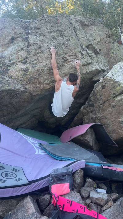 Moon Shadow v8, Little Cottonwood Canyon - Beta Video from routesetter