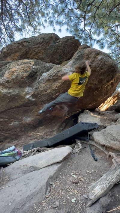 Battaglia's Bottom v7, Flagstaff Mountain, CO - Beta Video from Chris_Ol