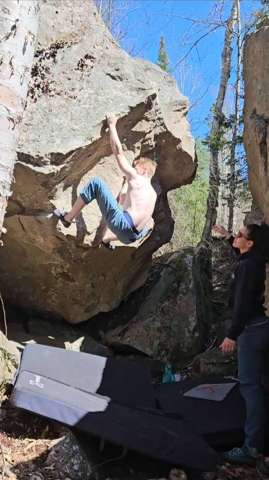 What Bugs? v5, The Nooks - Beta Video from ClimbingCucumber