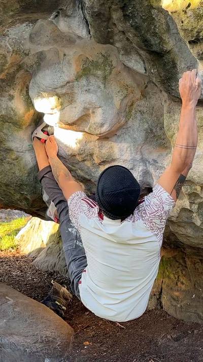 Levitation v7, Fontainebleau - Beta Video from breakingbeta