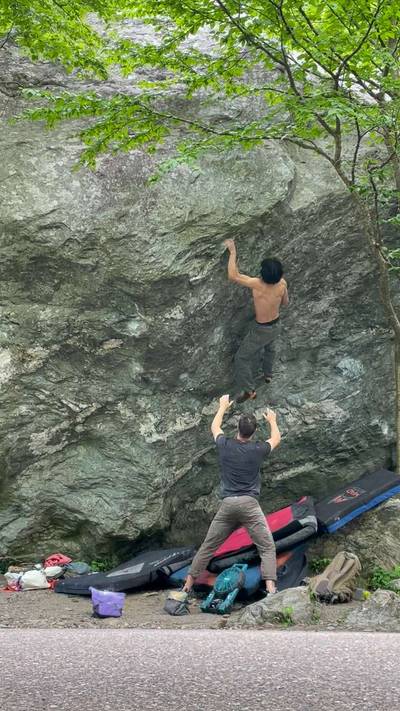 Blunt v11, Smugglers' Notch - Beta Video from ethenwes