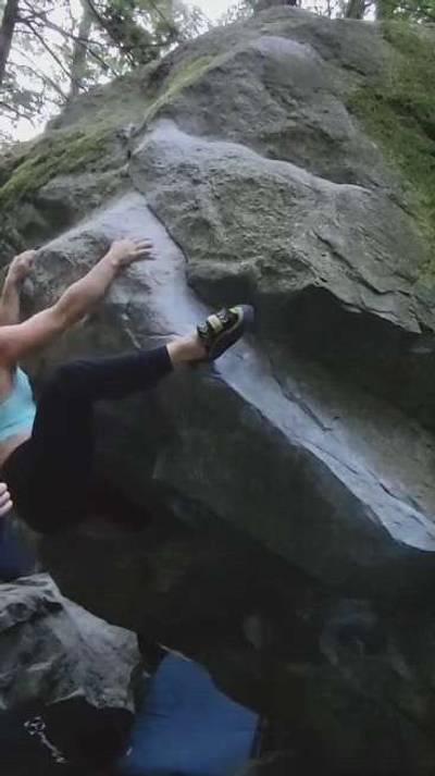 Tim's Sloper Problem v5, Squamish - Beta Video from mountainmarie