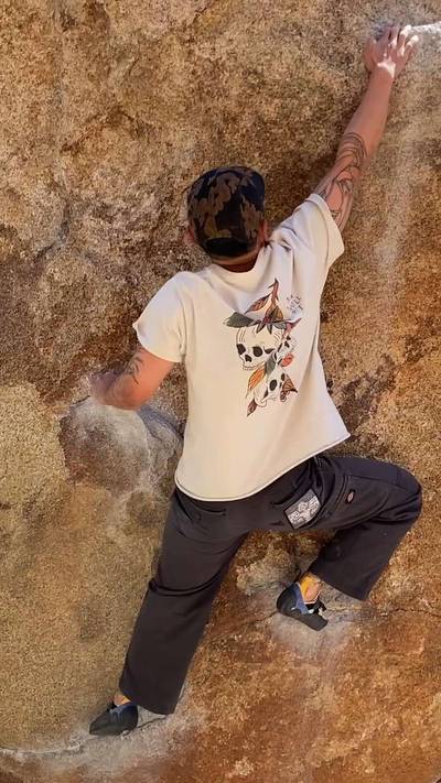 False Blockhead Sit v5, Joshua Tree - Beta Video from xchristianloux