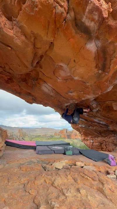 Luna Aura v6, Rocklands - Beta Video from clarky