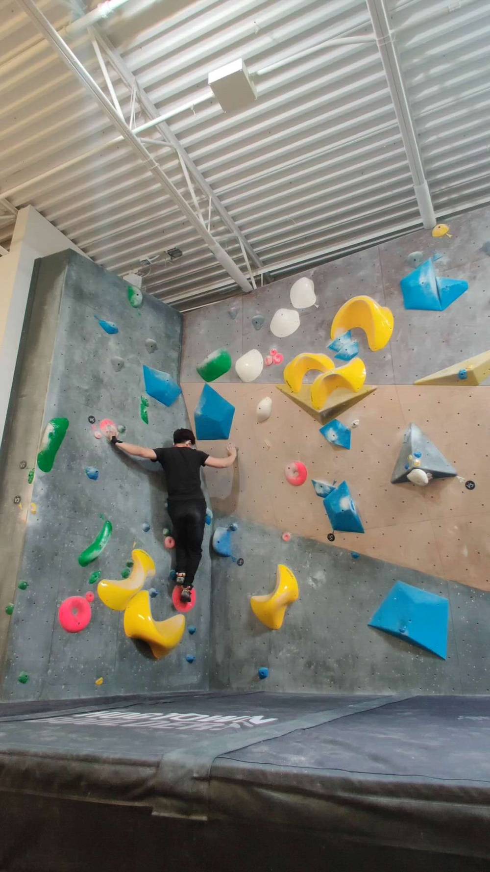 Pink v6, Hogtown Boulders - Beta Video from jLin.4