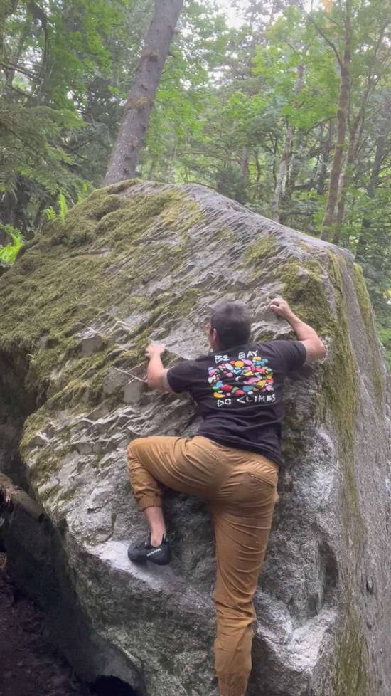 Bottom Shelf v2, Squamish - Beta Video from Lyra