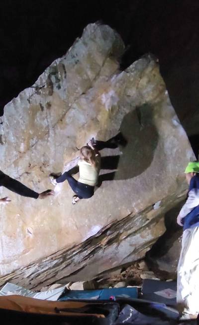 Ab Lounge v9, Cowell - Beta Video from Leanna