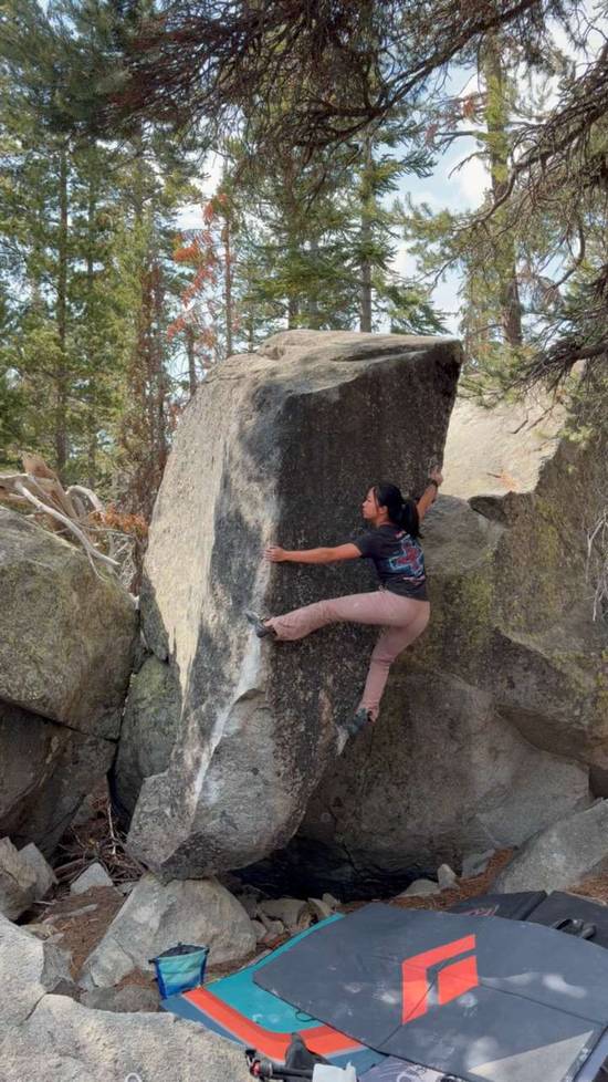 Head Hunting v5, Lake Tahoe - Beta Video from kt.climbs