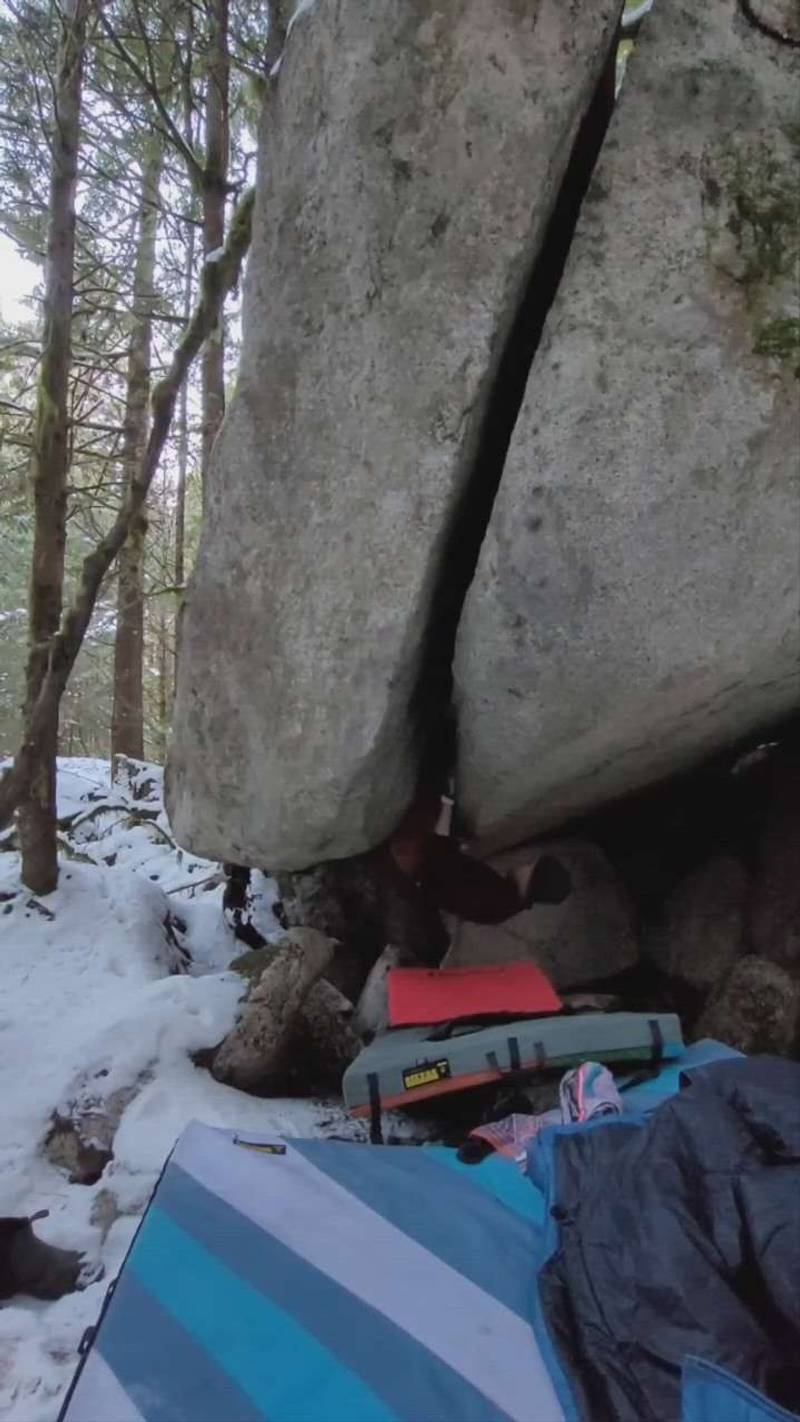 Enter the Crackn v7, Squamish - Beta Video from Moss